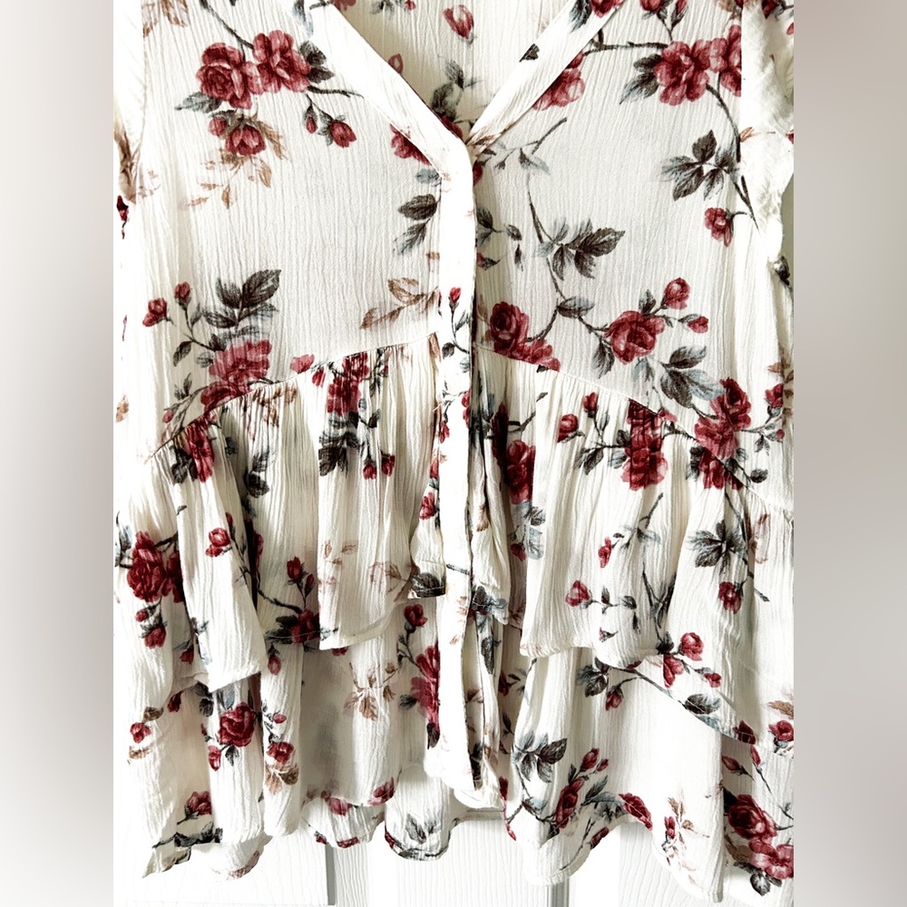 EUC American Eagle Floral Sleeveless Top - Picture 2 of 4